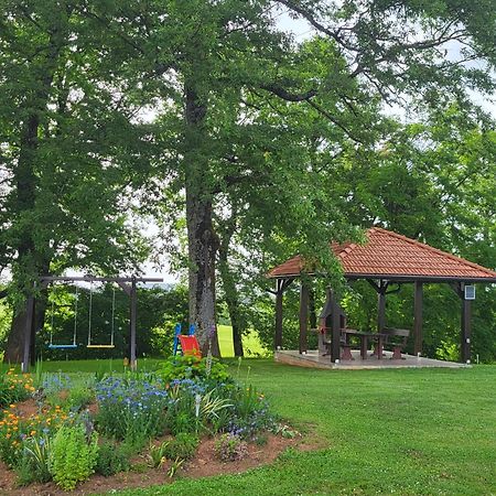 Apartman Medved Slunj Esterno foto