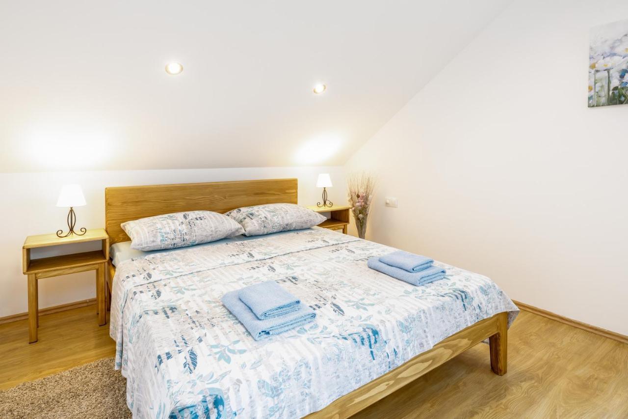 Apartman Medved Slunj Esterno foto