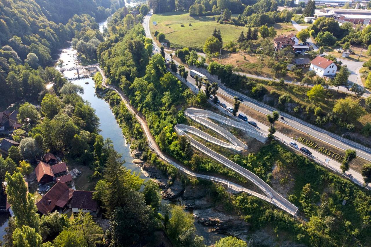Apartman Medved Slunj Esterno foto